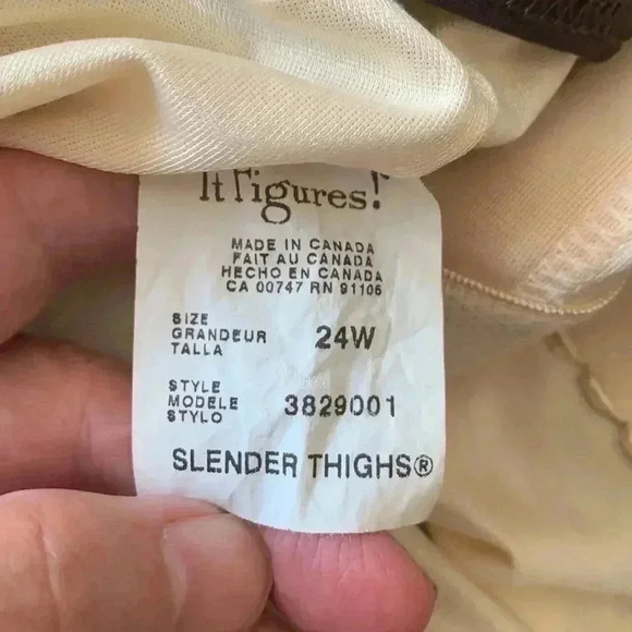 It Figures flattering one piece bathing suit with padded cups and long skirt - Picture 5 of 6